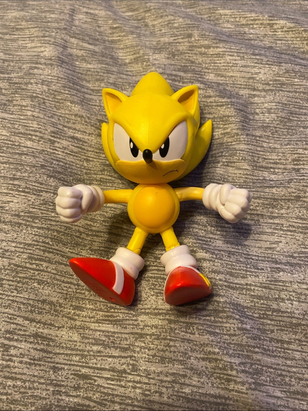 Sonic the Hedgehog Classic “Super Sonic” Figure Jazwares 3 Inch